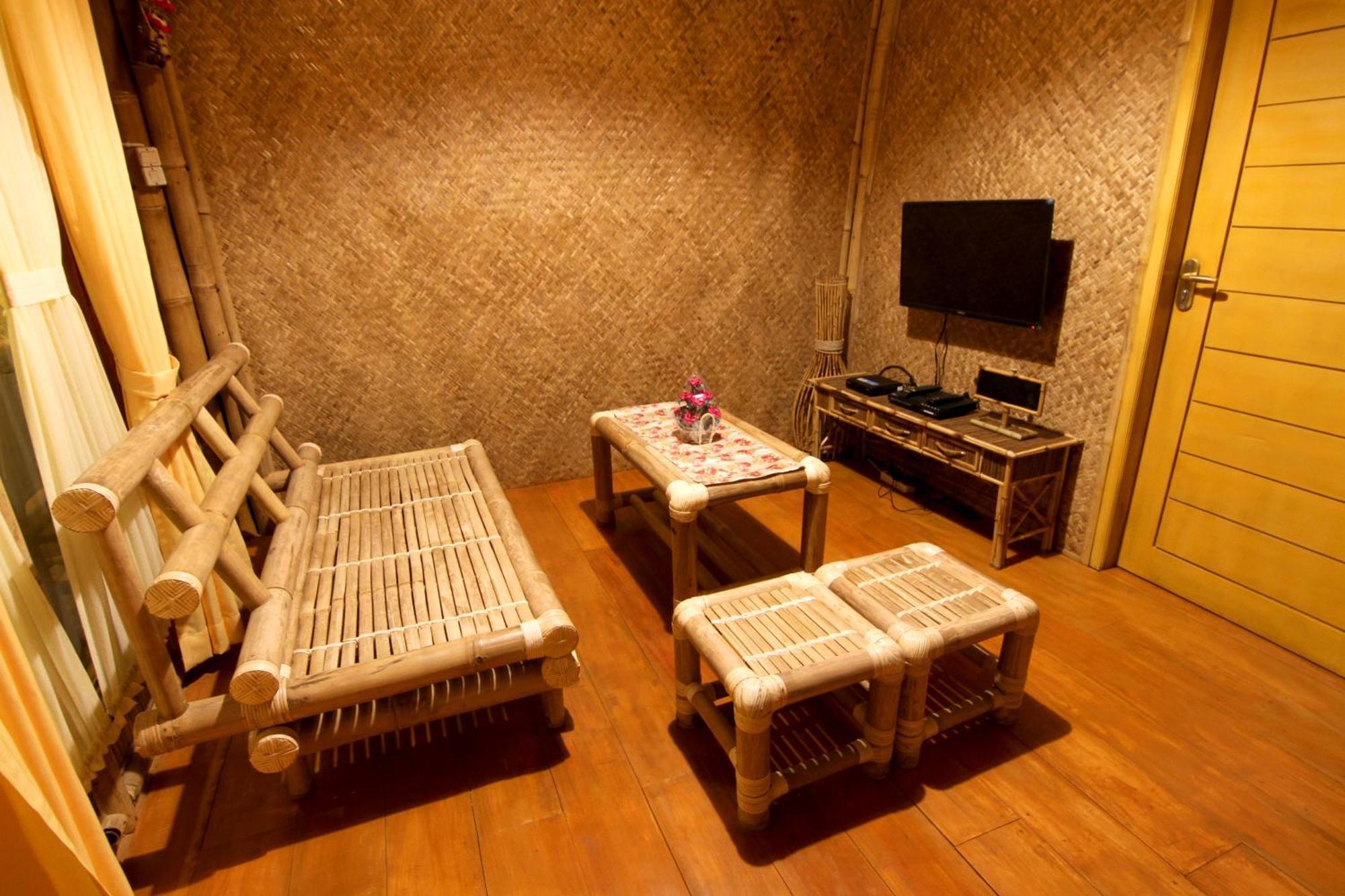 Villa Chavaminerva Bambu - Lembang Cikareumbi Luaran gambar