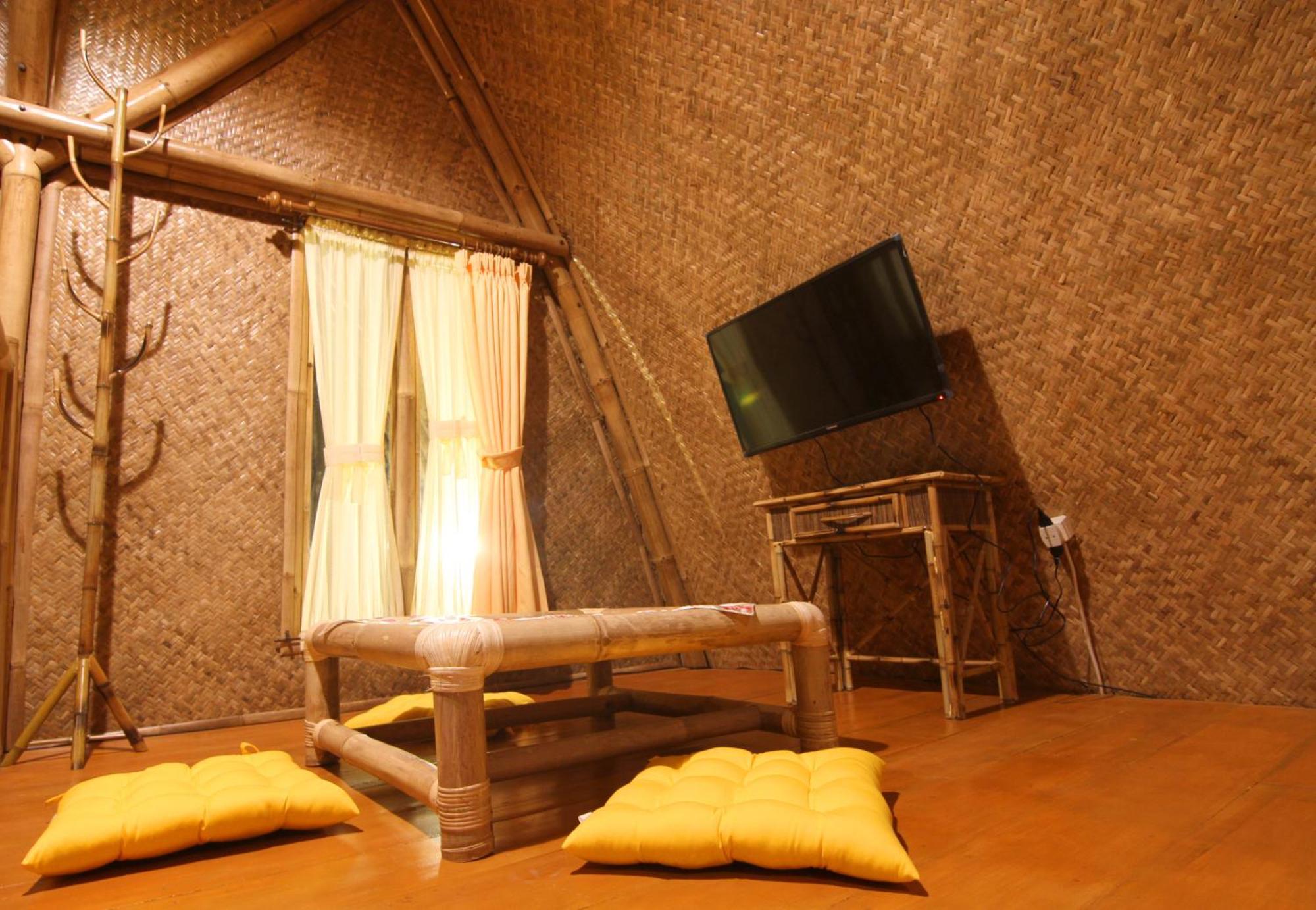 Villa Chavaminerva Bambu - Lembang Cikareumbi Luaran gambar
